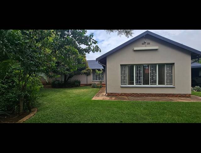 3 BEDROOM HOUSE FOR SALE IN CASHAN